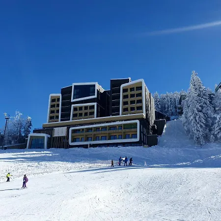 Na Stazi-Luxury Mountain- On The Ski Slope-Free Parking,Tuzlaks Apartment Bjelasnica Exterior photo
